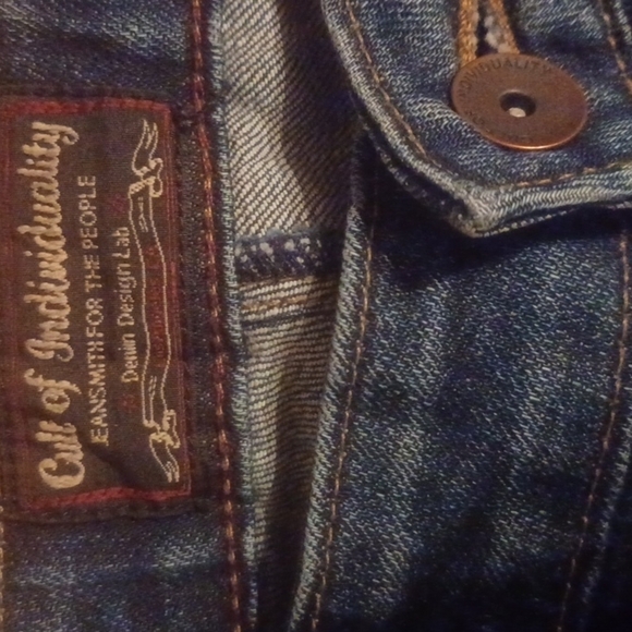 CULT of Individuality Leisure Flare jeans. Size 26. Fantastic looking jeans! - Picture 6 of 16